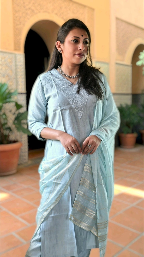 APARAJITA Festive 3Pc Kurti Set - 2XL