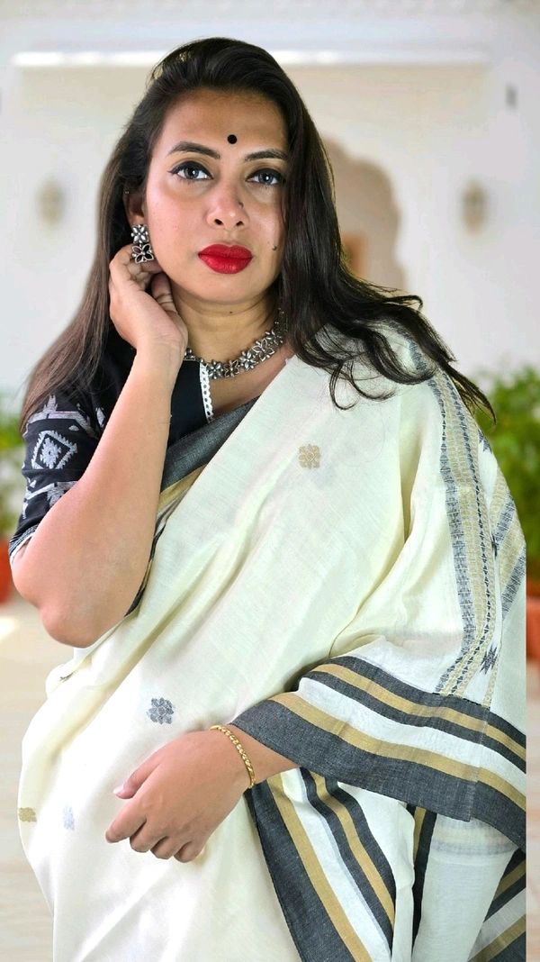 APARAJITA Khadi Cotton Handloom Saree