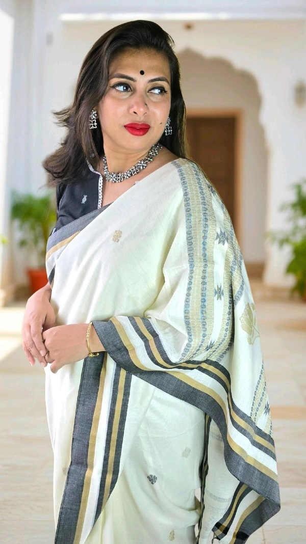 APARAJITA Khadi Cotton Handloom Saree