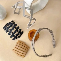 1 Pc Compact & Portable Retractable Hairband - Solid Color, Foldable Design for Travel & Everyday Use