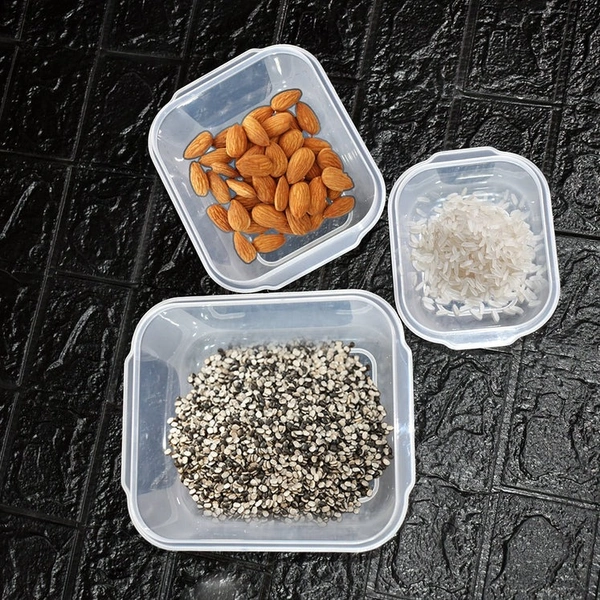 3 PC SQUARE CONTAINER USED BY VARIOUS TYPES OF PEOPLES FOR STORING THEIR TYPES OF STUFFS AND ALL PURPOSES.