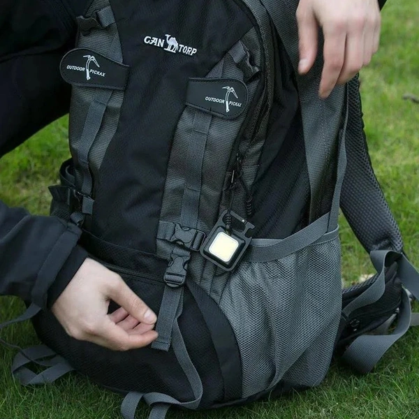 KEYCHAIN FLASHLIGHT ( Battery operated )