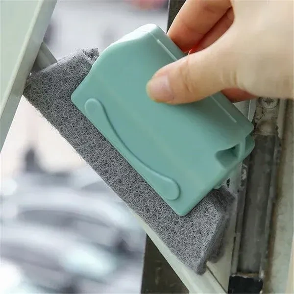 Sliding Window Cleaning Brush (Random Color)