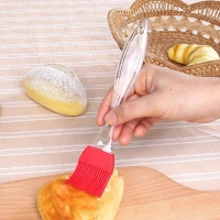 SPATULA AND PASTRY BRUSH