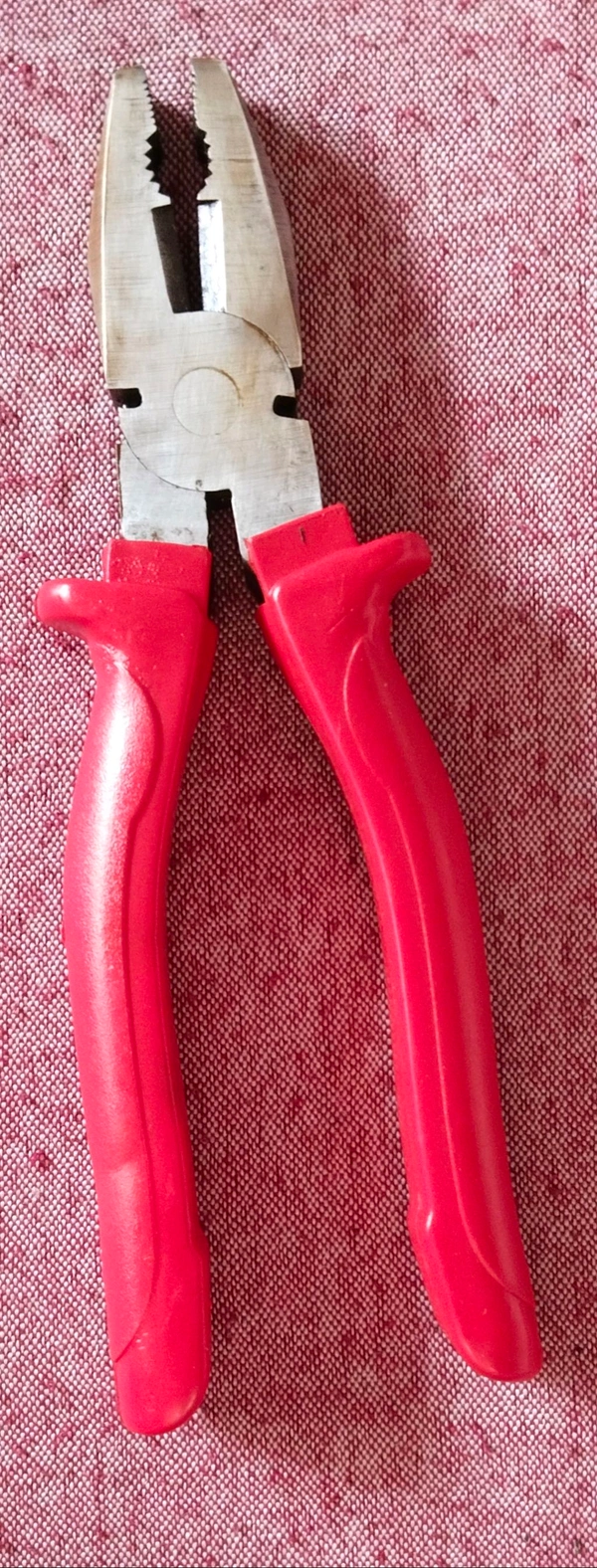 Plier 6" HD Quality With Side Cutter