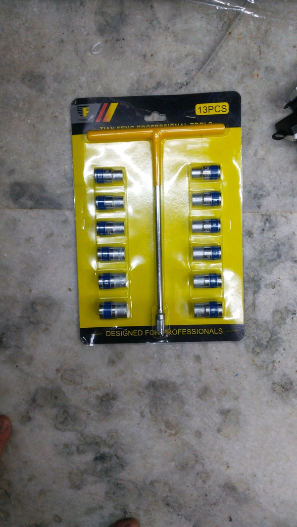 T Handle With Sockets For Garages