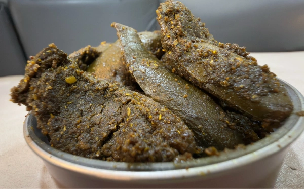 आम का आचार (बिना गुठली) - 100 gm.