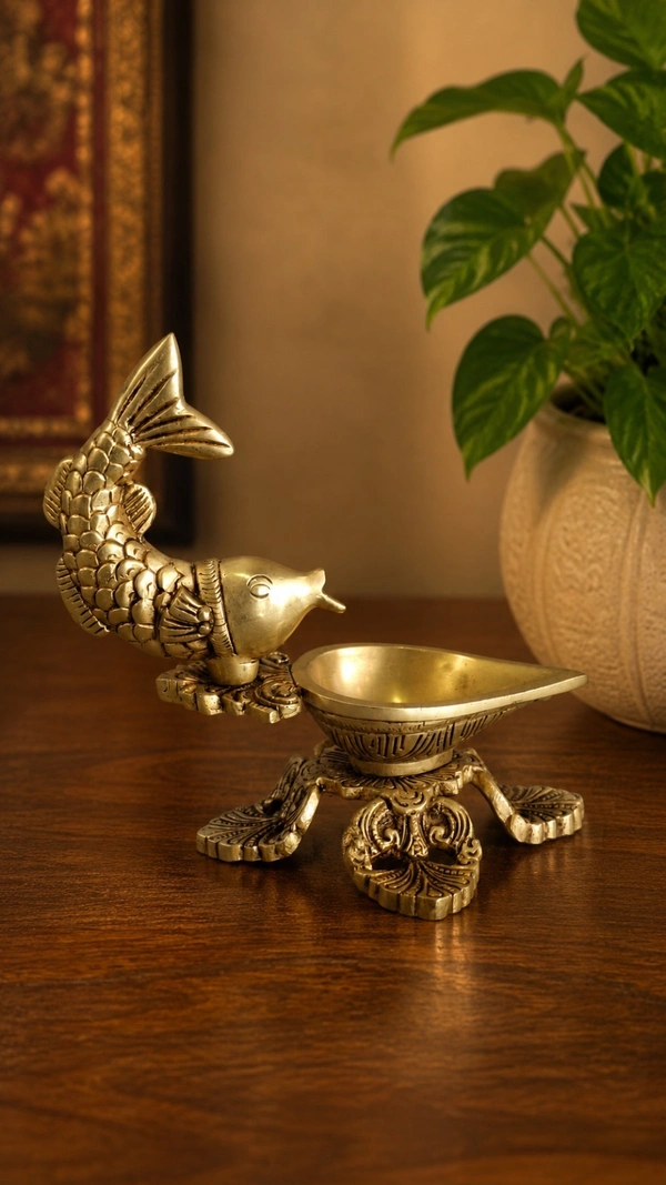 GS Decors Fish Diya with Annam 6.5''