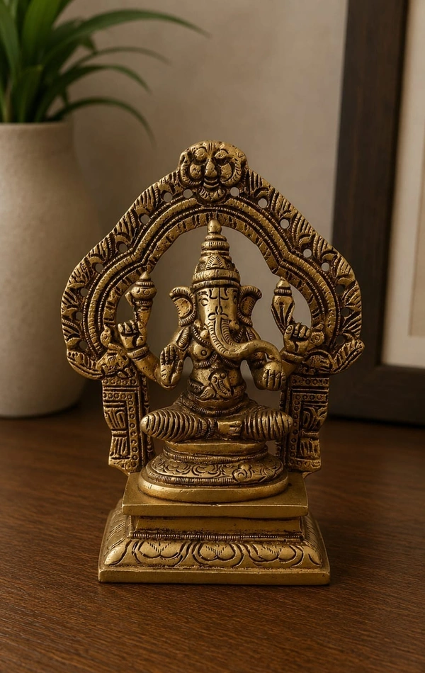 GS Decors Brass Ganesha with Arch 5.5''