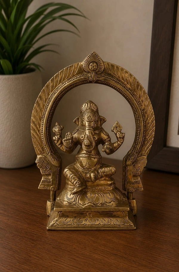 GS Decors Bronze Ganesha with Arch 7''