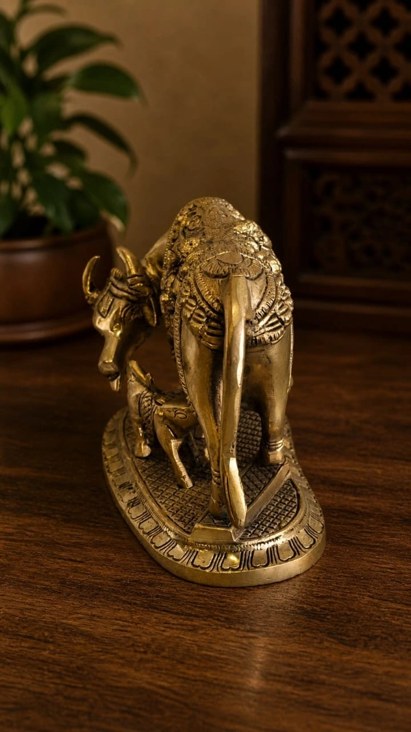 GS Decors Brass Cow And Calf 5''