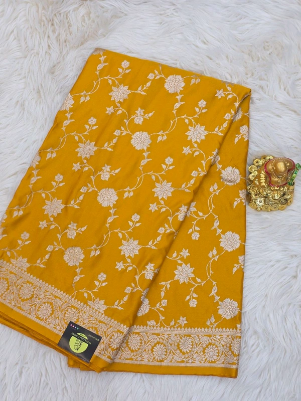 SEMI KATAN SILK - Gold