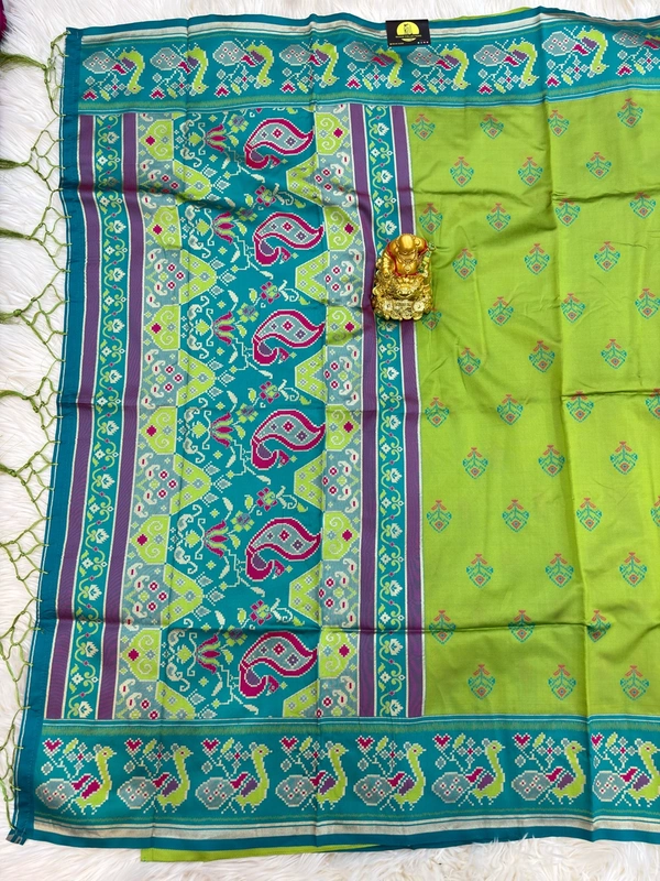 PATOLA IKKAT - PARROT GREEN