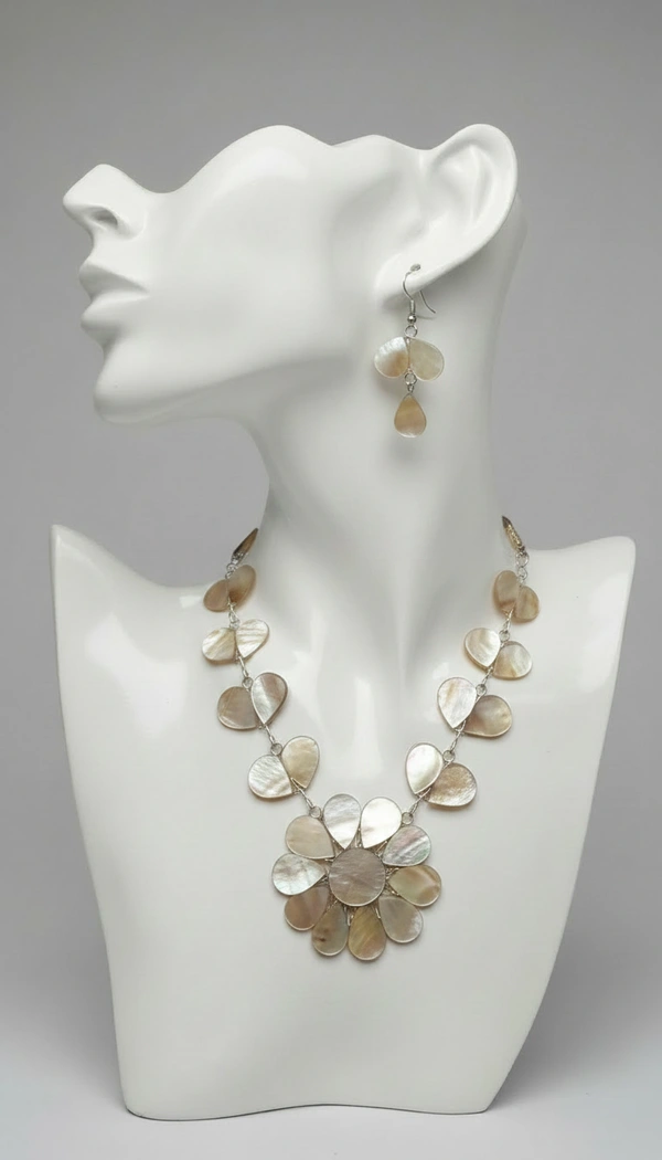 BH0366 : Handcrafted Sea Shell Necklace for Women | Beach Style Natural Shell Jewellery | Boho Ethnic Statement Necklace
