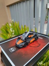 Mustang Dodge Die-Cast Frame | Premium Display
