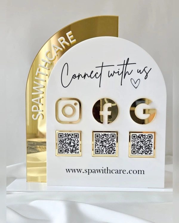 Custom premium Acyralic QR standee 