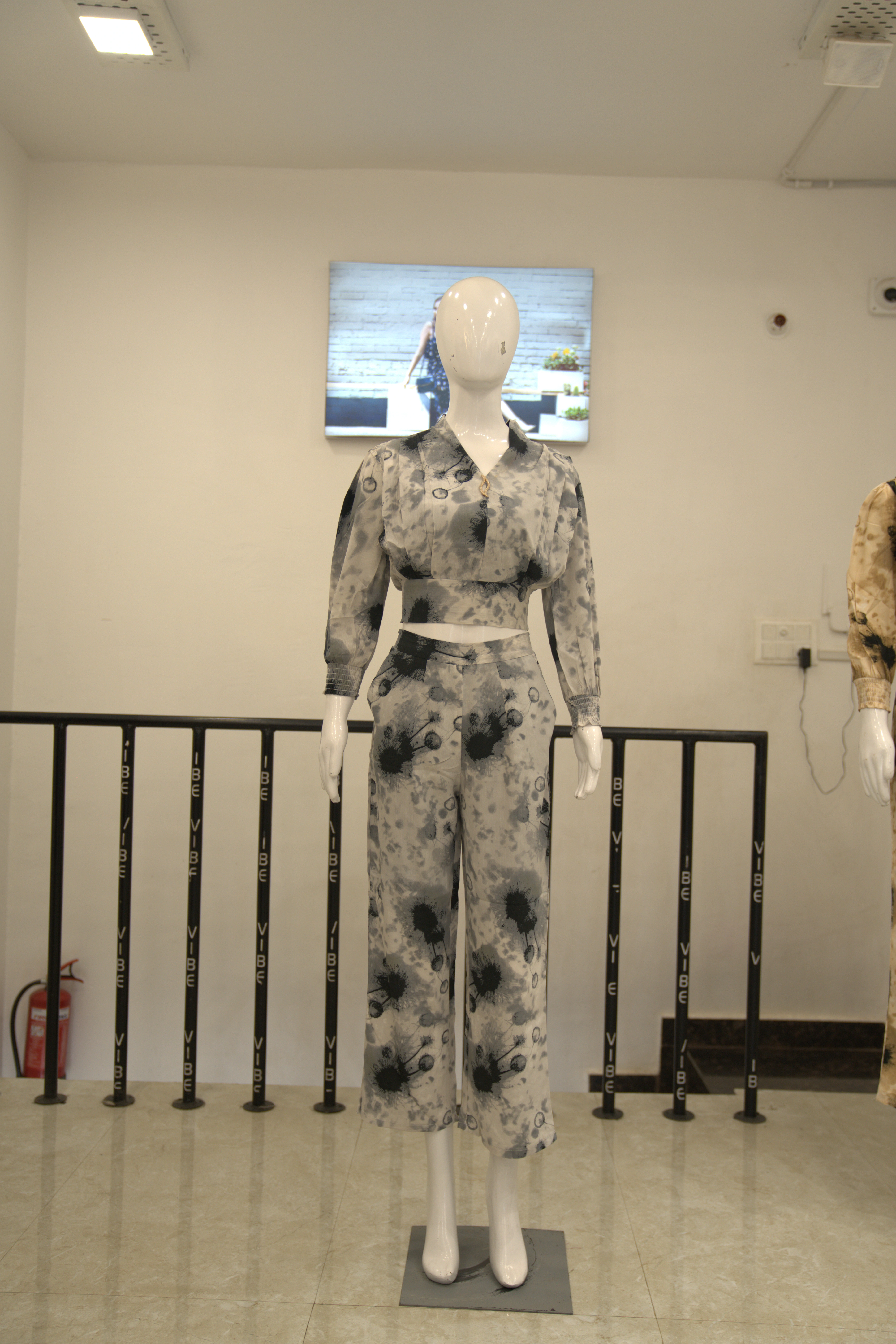 White & Black Abstract Floral Print Co-Ord Set