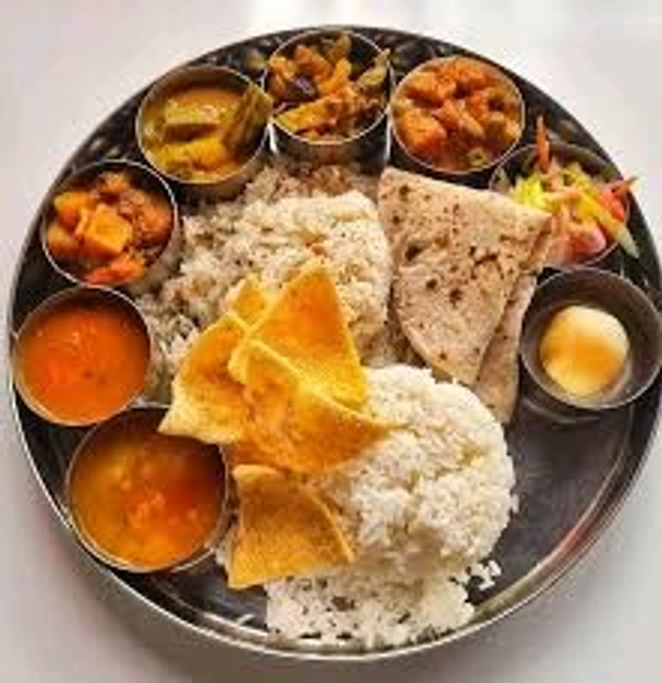 Ambika's Special Thali (Rice,Roti-2pcs,Dal,Bhujiya,Chatni,Achar,Papad,Sabji,Matarpaneer
