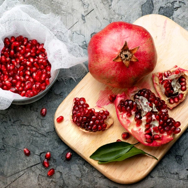 Fresh Pomegranate (Anar) 500g