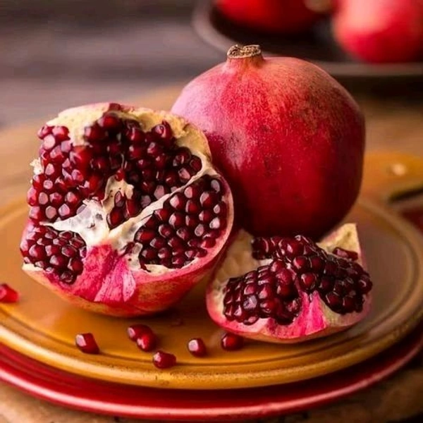 Fresh Pomegranate (Anar) 500g