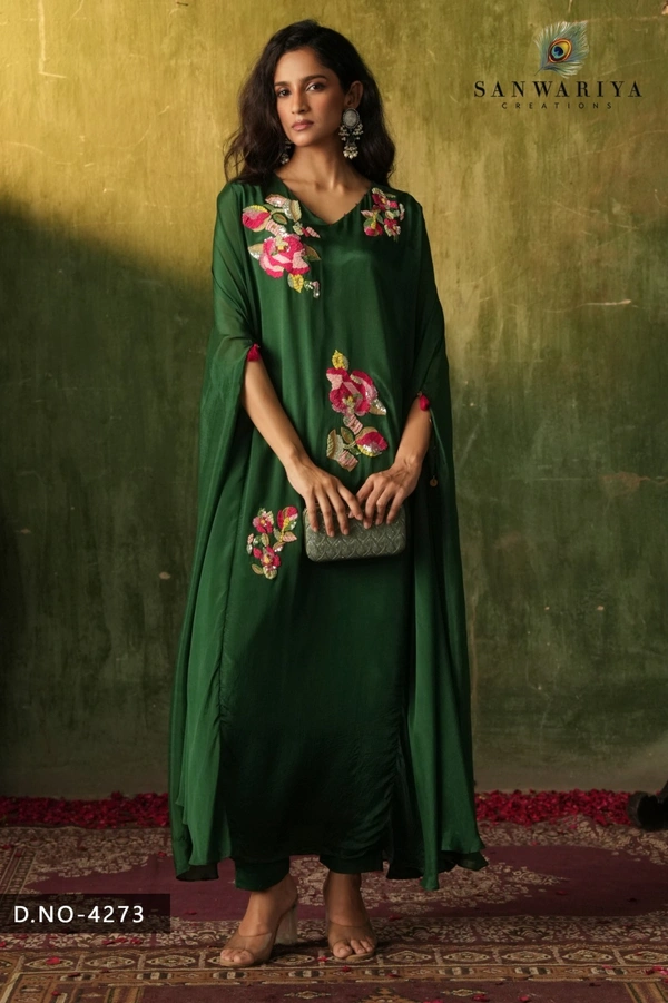Emerald Bloom Cape Set