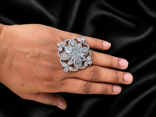 LUXURY FLORAL AMERICAN DIAMOND FINGER RING - Adjustable, White