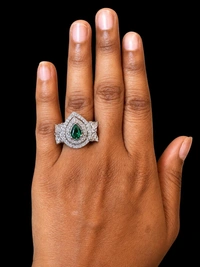 ELEGANT AMERICAN DIAMOND FINGER RING - Adjustable, Green