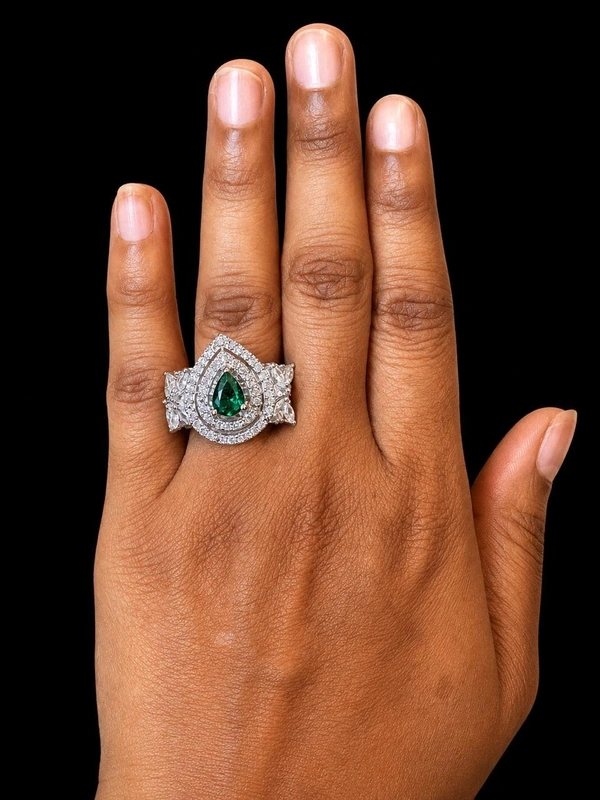 ELEGANT AMERICAN DIAMOND FINGER RING - Adjustable, Green
