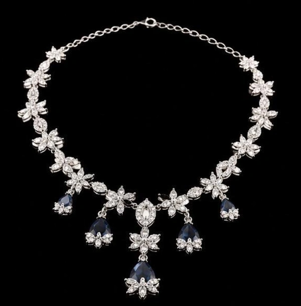 ELEGANT FLORAL AMERICAN DIAMOND NECKLACE SET - Blue, Green