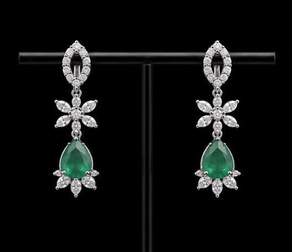 ELEGANT FLORAL AMERICAN DIAMOND NECKLACE SET - Blue, Green