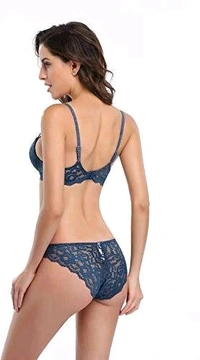 💙 Karly Self Design Bra & Panty Set 💙
🌸 Premium Net & Lace Fabric
🌸 Soft Cotton Lace Lining
🌸 Stylish Self Design Pattern
🌸 Comfortable Padded Push-Up Bra
🌸 Full Coverage & Mid Rise Hipster Panty
🌸 Soft, Lightweight & Skin Friendly
👙 Set Includes: 1 Bra + 1 Panty
সারাদিনের কমফোর্ট আর স্পেশাল মোমেন্টের জন্য পারফেক্ট চয়েস 💫 - 34B