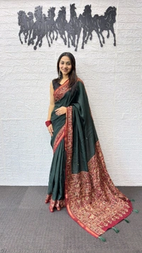 NEW ARRIVAL – ELEGANCE IN EVERY DRAPE - Black