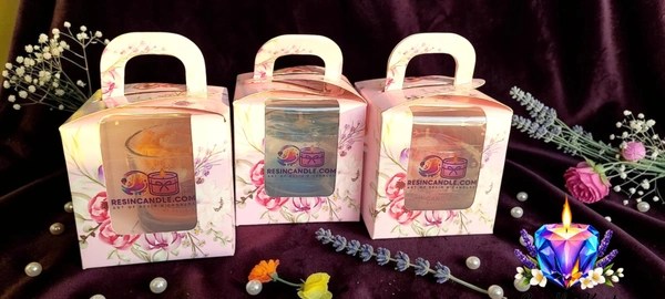 Glass Jar Candle in Floral Display Box - Vanilla Bean