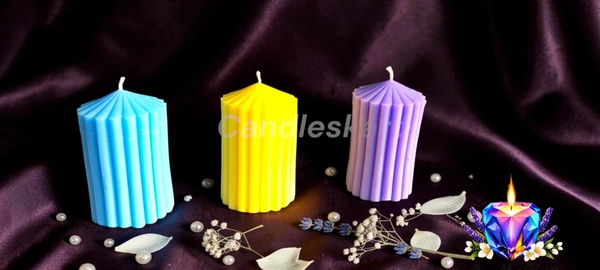 Classic Ribbed Pillar Candle ( Set of 3 ) - Honeysuckle Dew