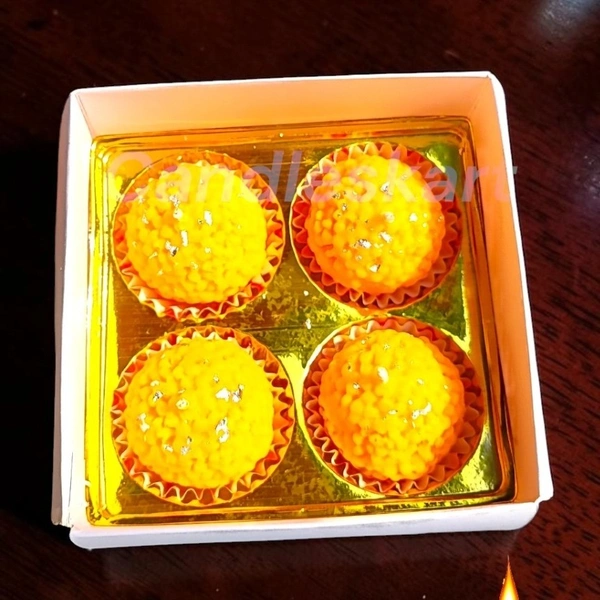 Motichoor Laddoo Candle Gift Box - Honeysuckle Dew