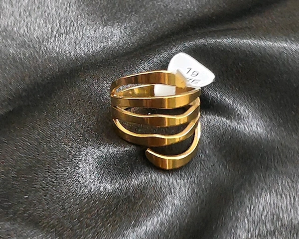 Zig Zag Ring