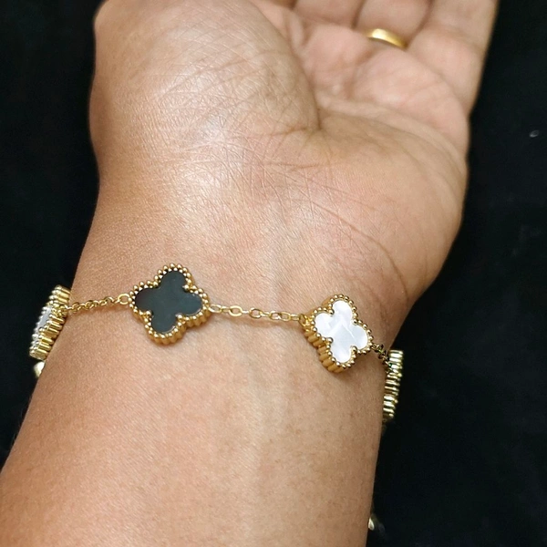 Black And White Clover Bracelet