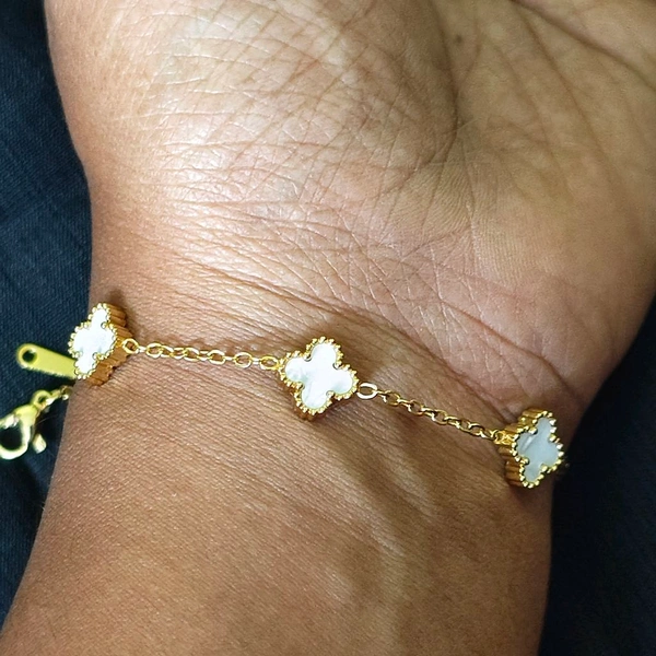 Small Clover Bracelet - Black