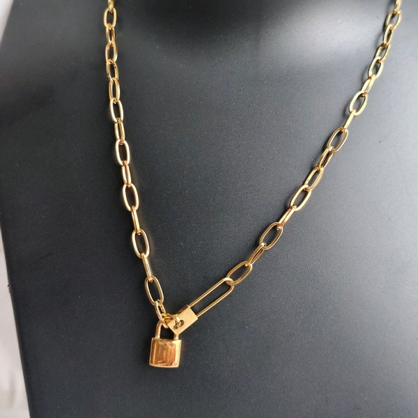 Chain Lock Neckpiece