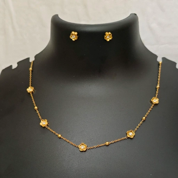 Floral Necklace Set