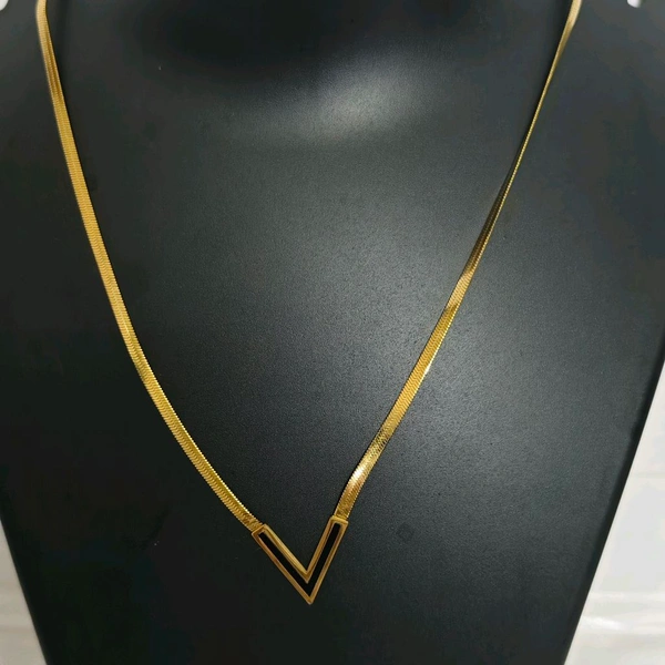 V Pendent Snake Chain Neckpiece