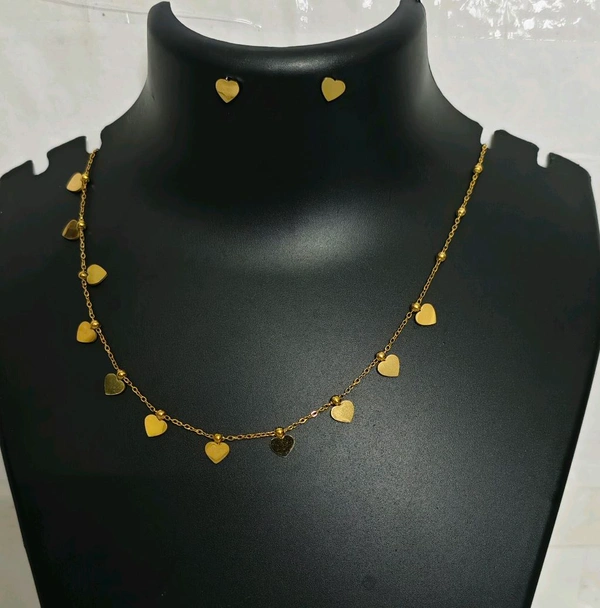 Heart Charm Necklace Set