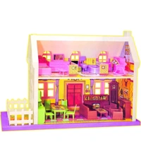 Doll House 34 Pieces