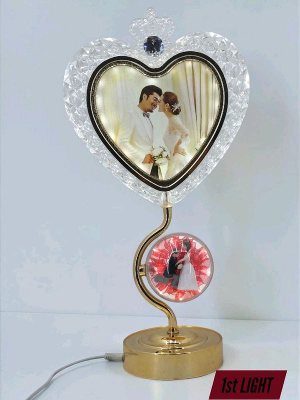 decorative heart-shaped LED crystal photo frame table lamp.
