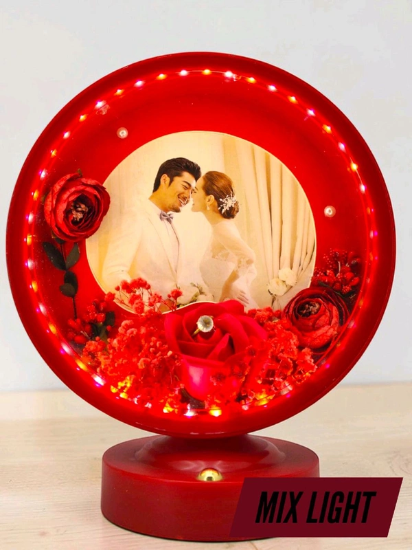 RED HEART LIGHT LAMP WITH 3 DIFFERENT LIGHT'S AND USES WITH CABLE AND CELL.