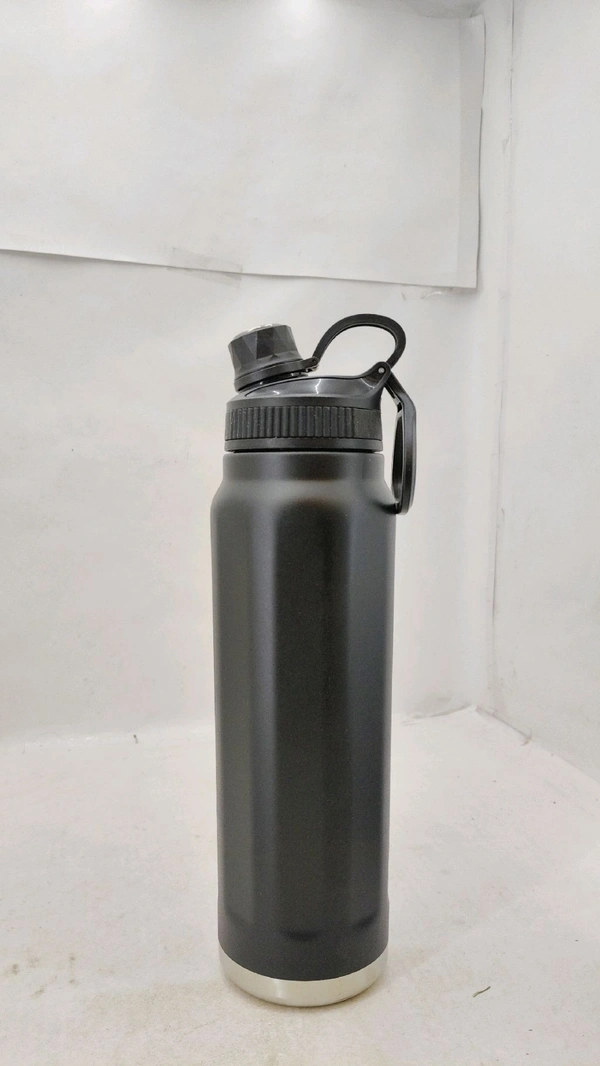 Black stainless steel water bottle appears to be a similar style to the insulated bottles offered by brands like Solara or HoMafy.