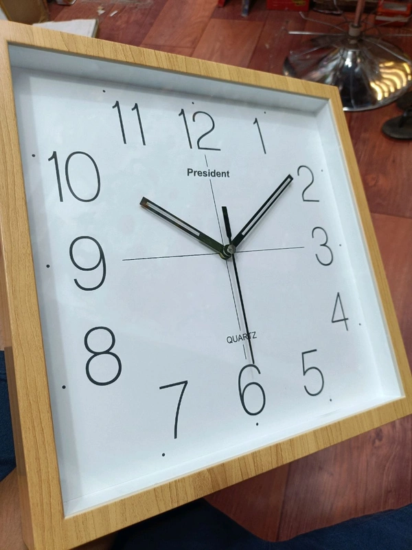 President Wall Clock 9707 Wood Finish 3 2055