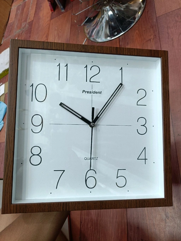 President Wall Clock 9707 Wood finish 2056