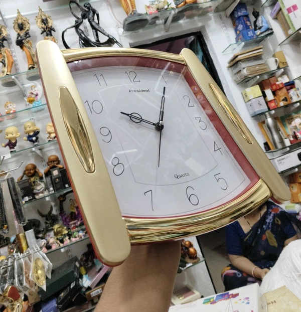 President Wall Clock 9407 Red 2071