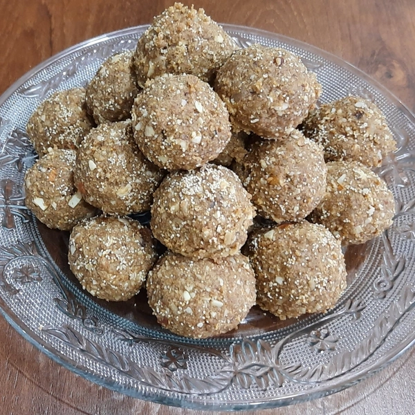 METHI LADDU - 1.00 kg